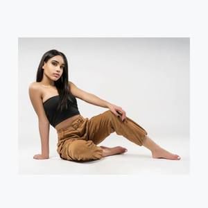 Meet your Posher, Yantel